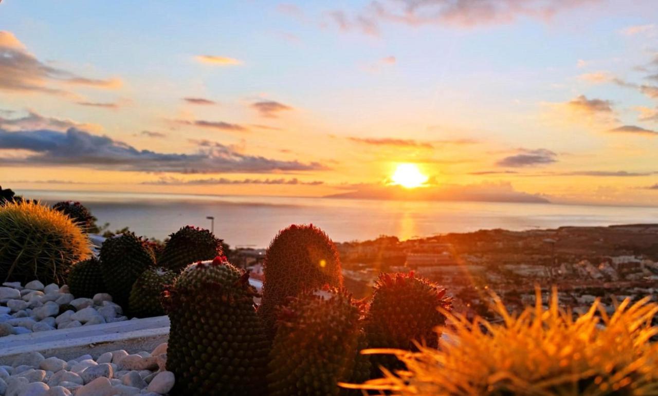Apartament Wonderful View, Huge Terrace Solarium, Private Parking Costa Adeje  Zewnętrze zdjęcie